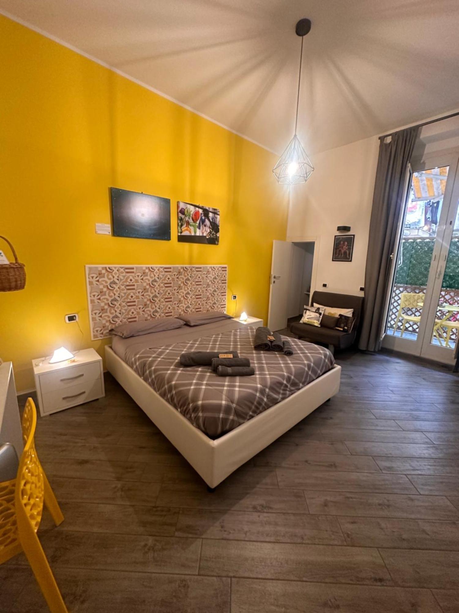 B&B Cosmoneapolitan Exteriör bild