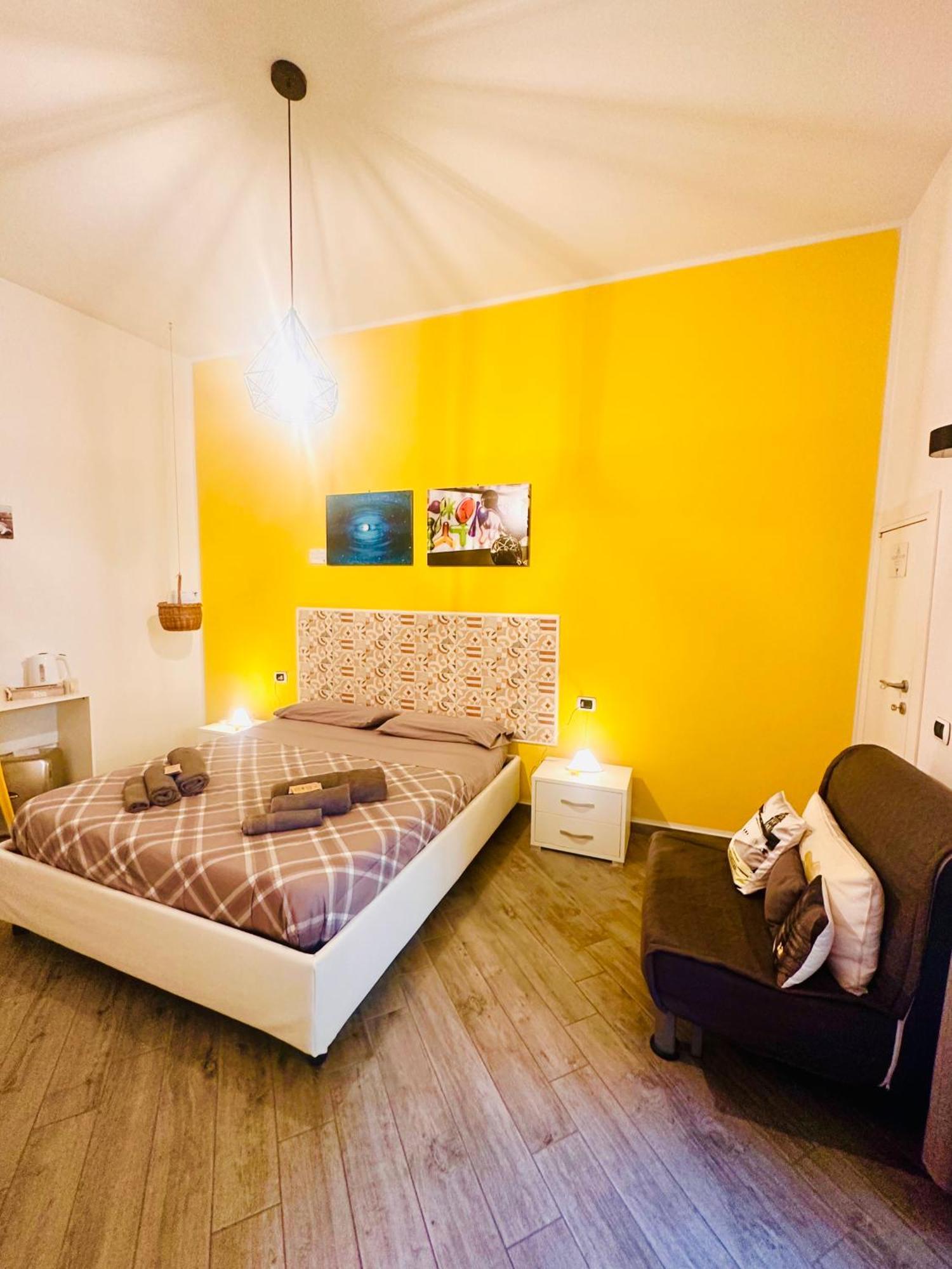 B&B Cosmoneapolitan Exteriör bild