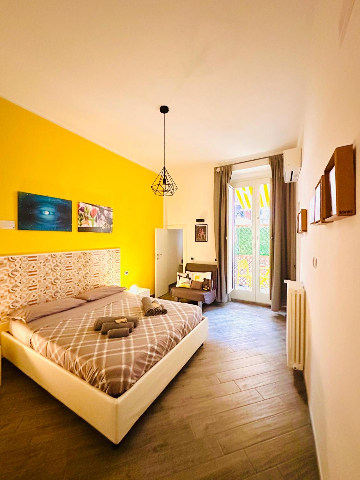 B&B Cosmoneapolitan Exteriör bild